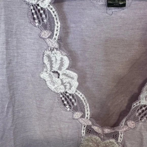 Natori Lilac Sleepwear with Lace Detail - Picture 2 of 7